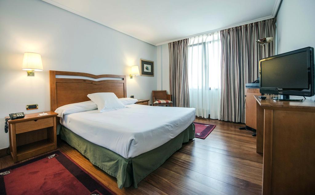 Hotel Conde Duque Більбао Екстер'єр фото
