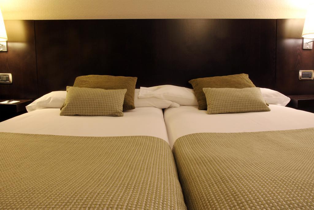 Hotel Conde Duque Більбао Екстер'єр фото